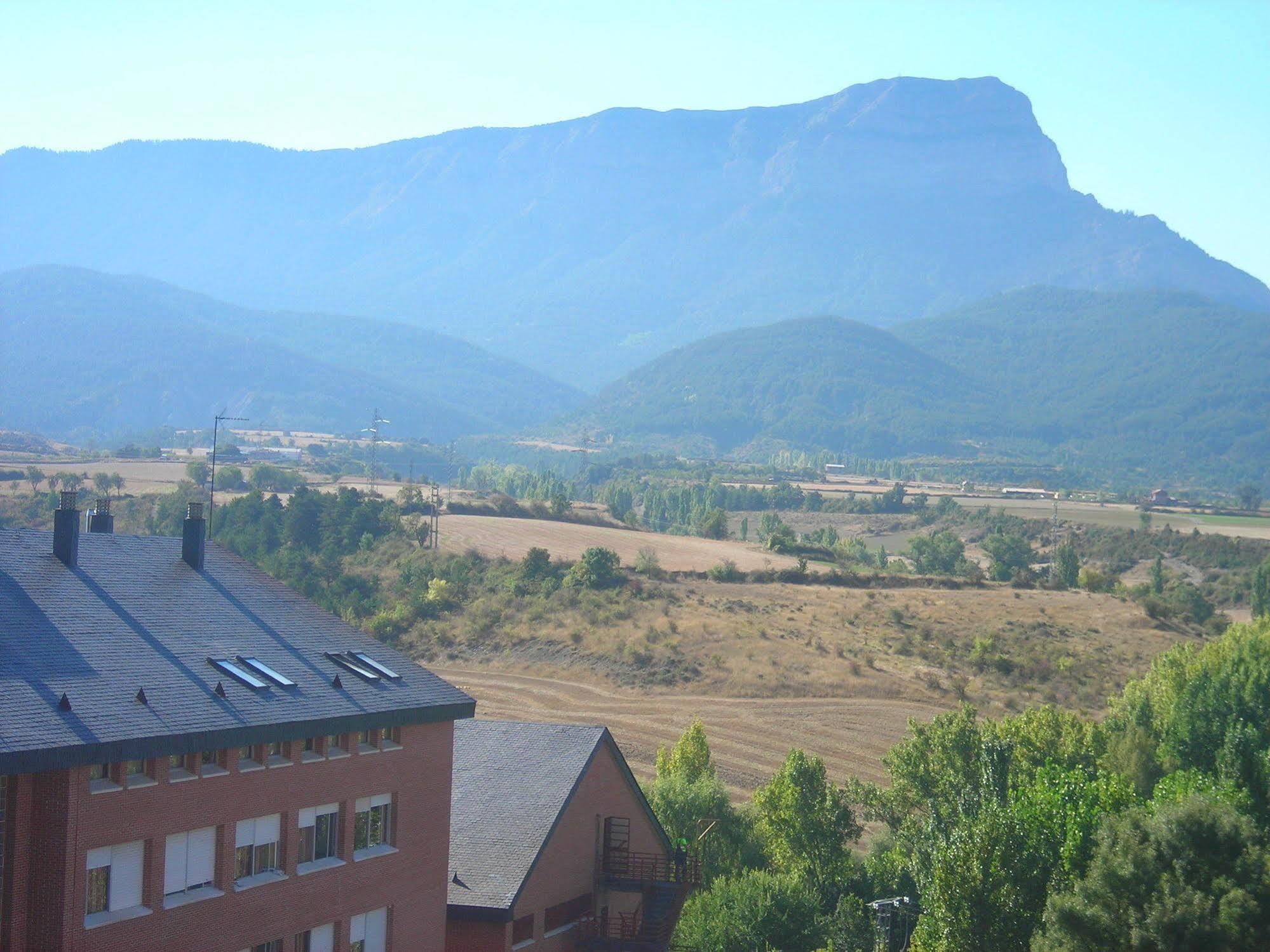 Residencia Albergue Jaca Kültér fotó