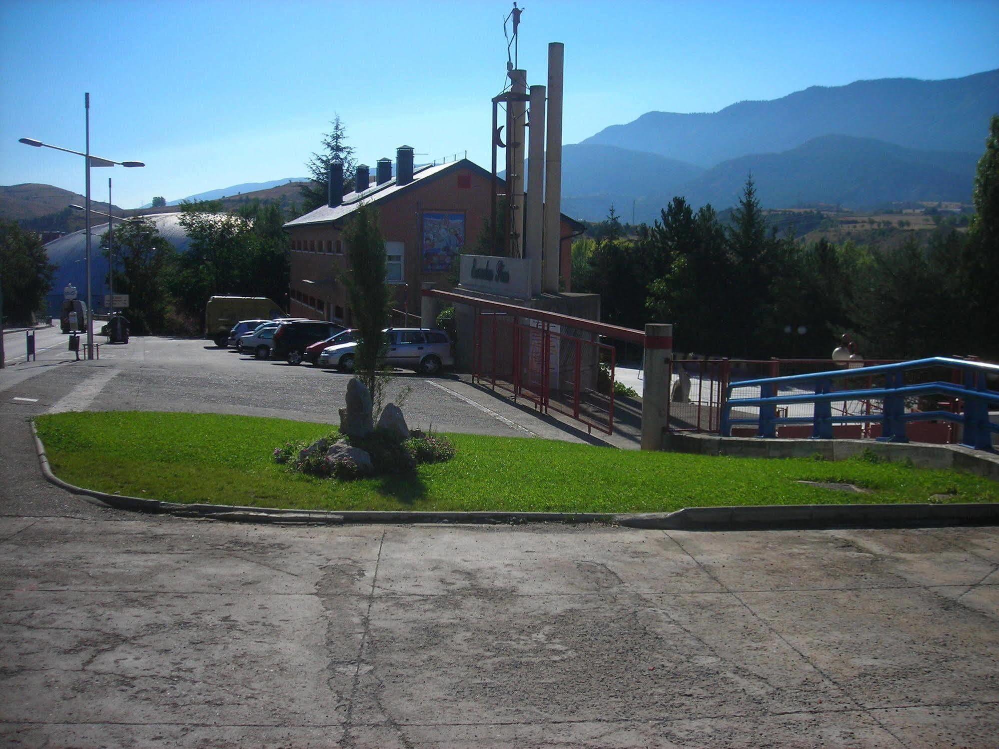 Residencia Albergue Jaca Kültér fotó